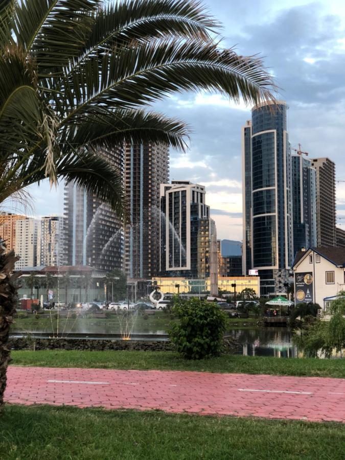 Апартамент У Моря Batumi Eksteriør bilde