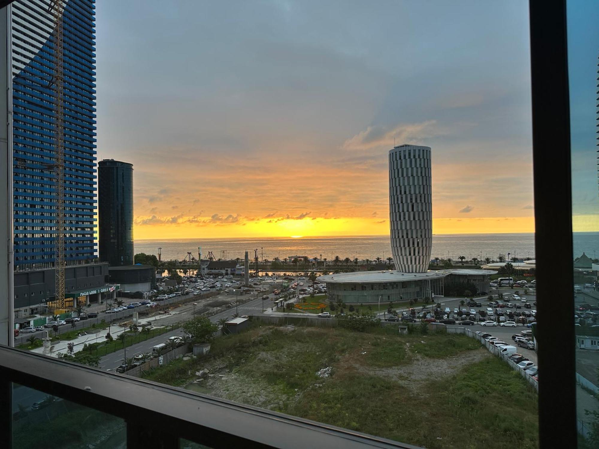 Апартамент У Моря Batumi Eksteriør bilde