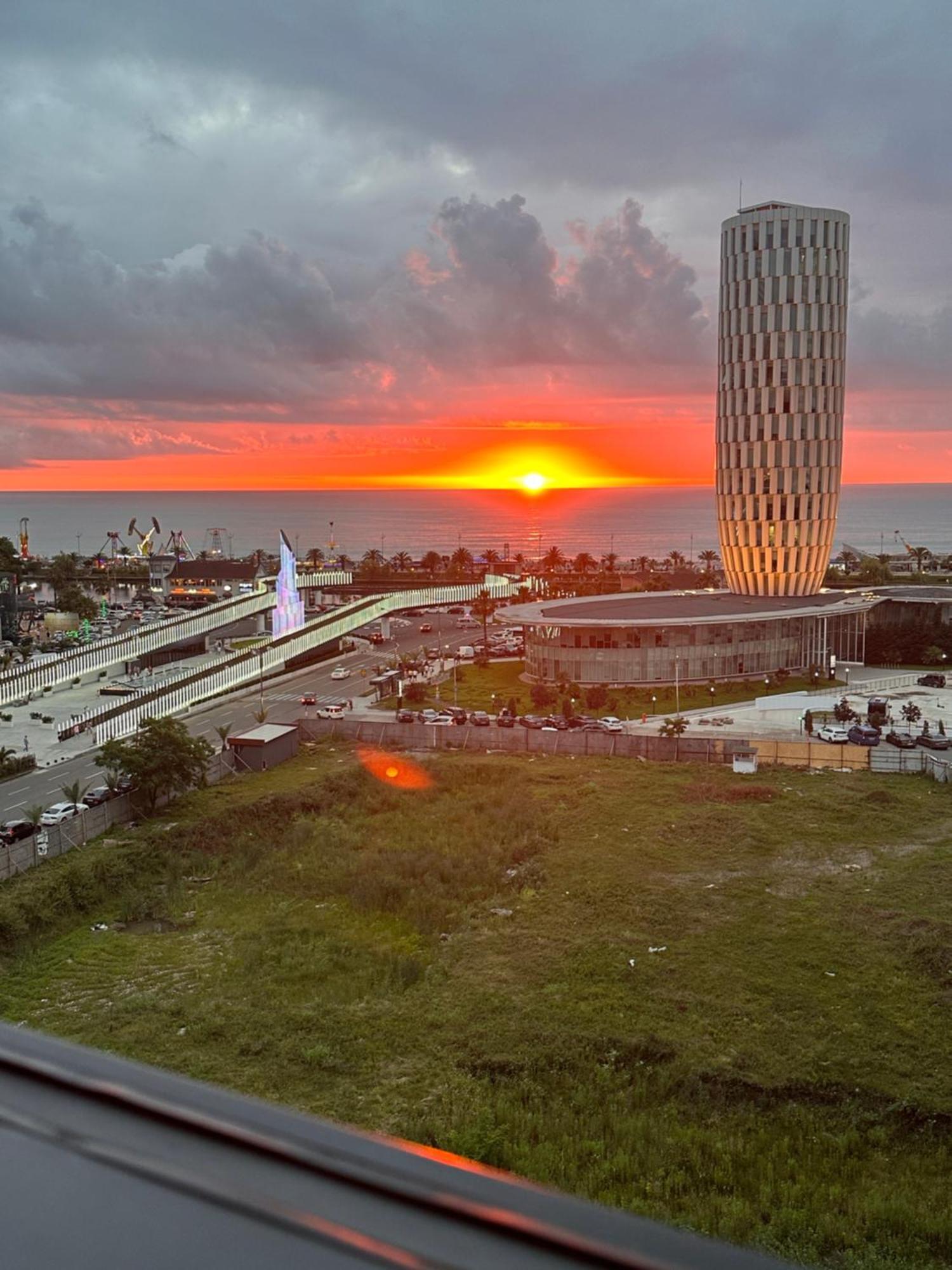 Апартамент У Моря Batumi Eksteriør bilde